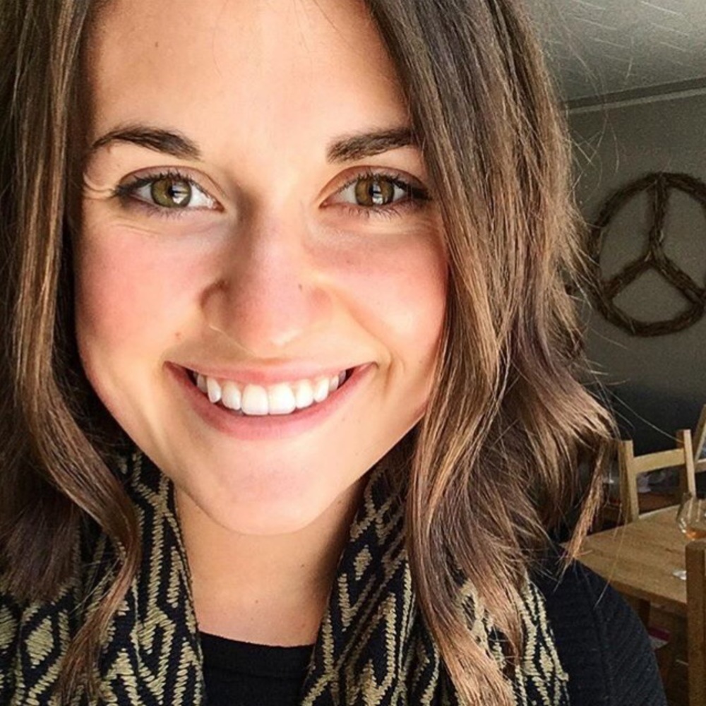 Meet your Posher, Olivia